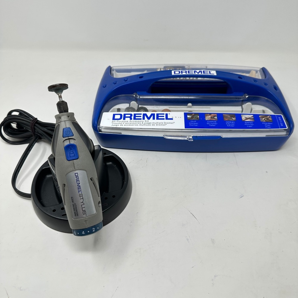 Dremel Stylus Lithium-Ion Cordless Rotary Tool with 697-06 All Purpose Kit Case